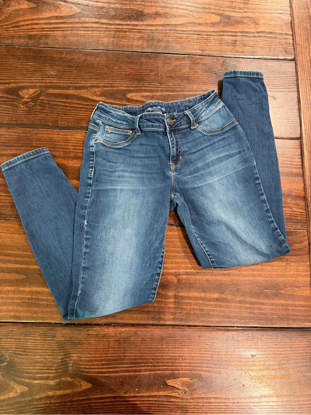 Maurices Straight Leg Jeans in Faded Blue Wash